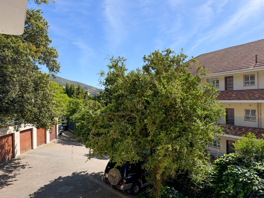 3 Bedroom Property for Sale in Gardens Western Cape